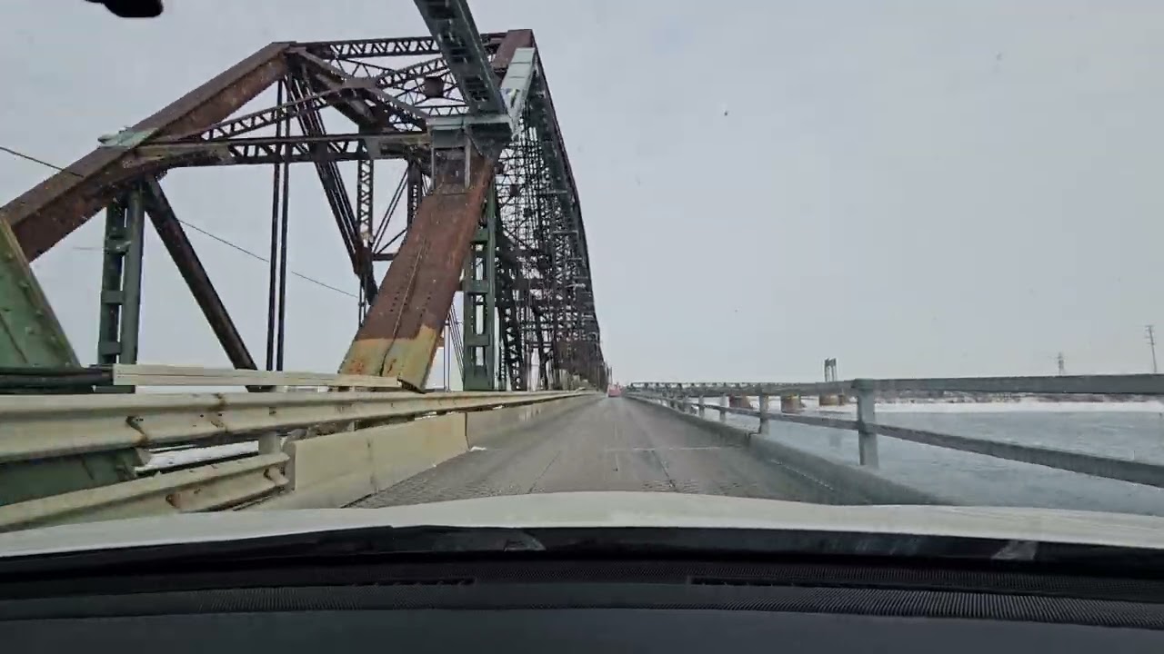 Driving Through The Very Old Victoria Bridge Made in 1860