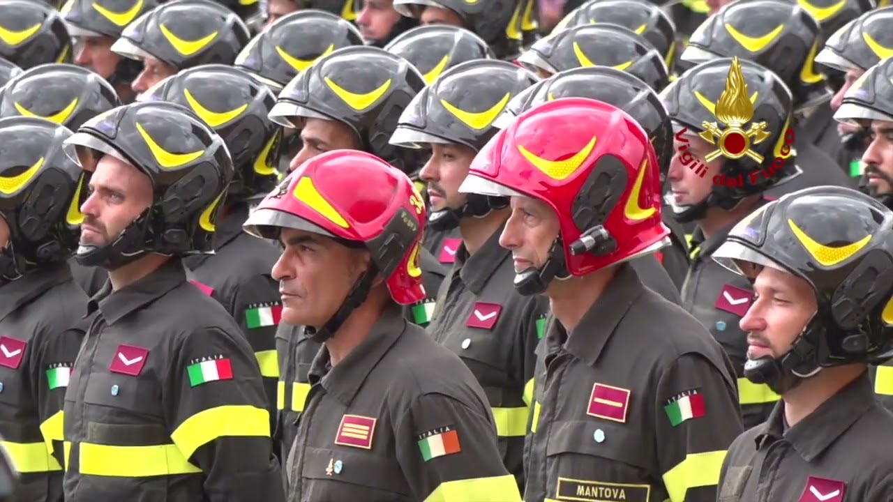 ROMA - GIURAMENTO XIII CORSO VICE DIRETTORE E 92° CORSO ALLIEVI VIGILI DEL FUOCO