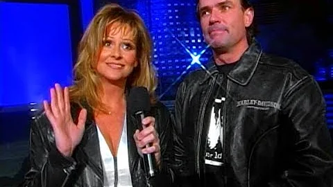 (720pHD): WCW Thunder 06/11/98 - Miss Elizabeth In...