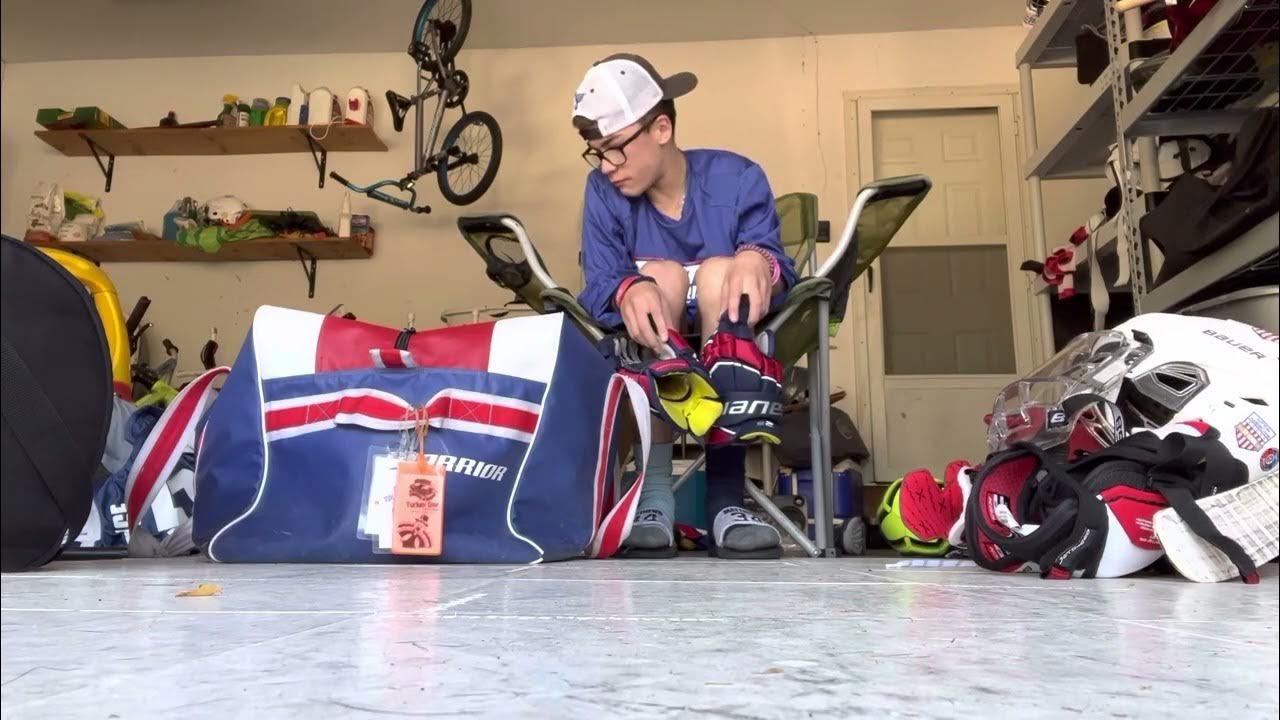 What is in my hockey bag YouTube