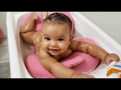Vídeo: Acessórios De Banho Para Bebês