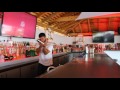 Démonstration de flair bartending