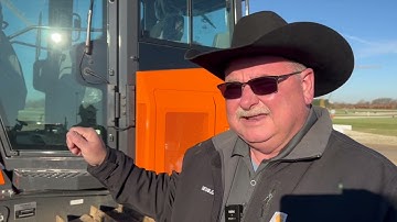 Develon DD130 Dozer Walk-Around