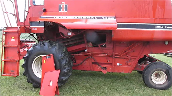 1981 International 1460 Axial Flow combine for sale | sold at auction September 24, 2014