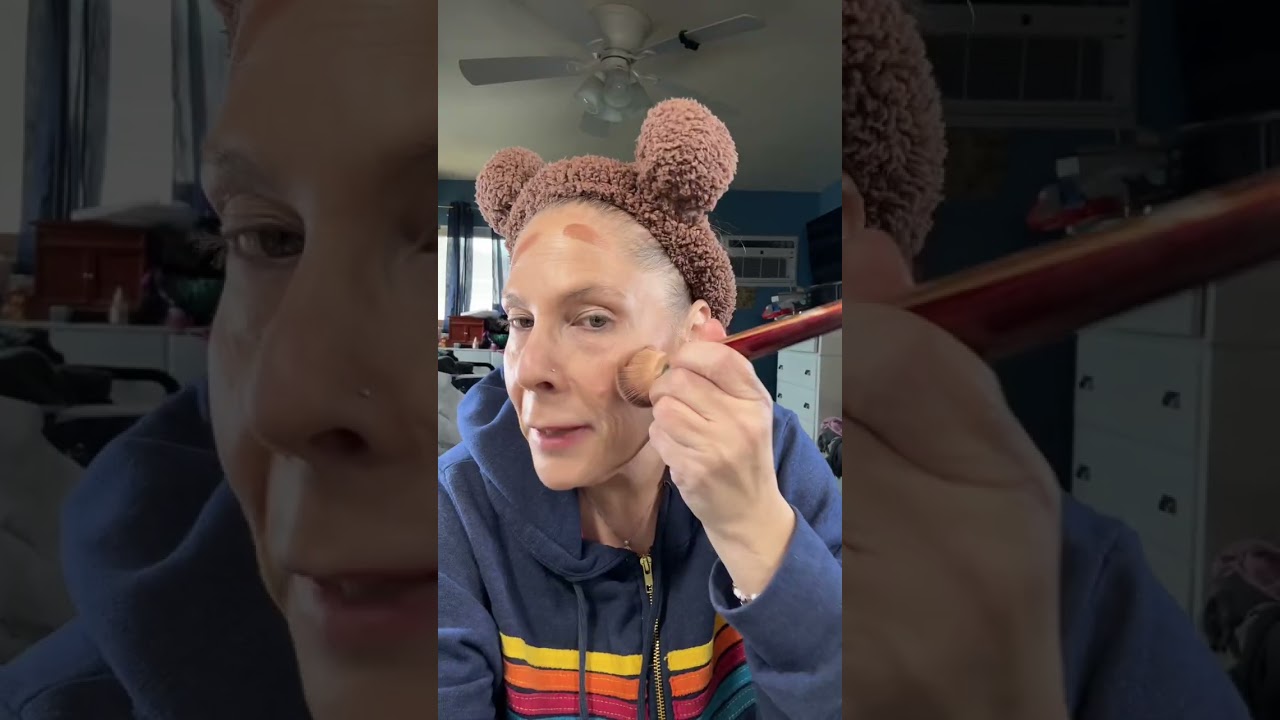 One palette all creams whole face- perfect in the go makeup for mature skin #matureskin