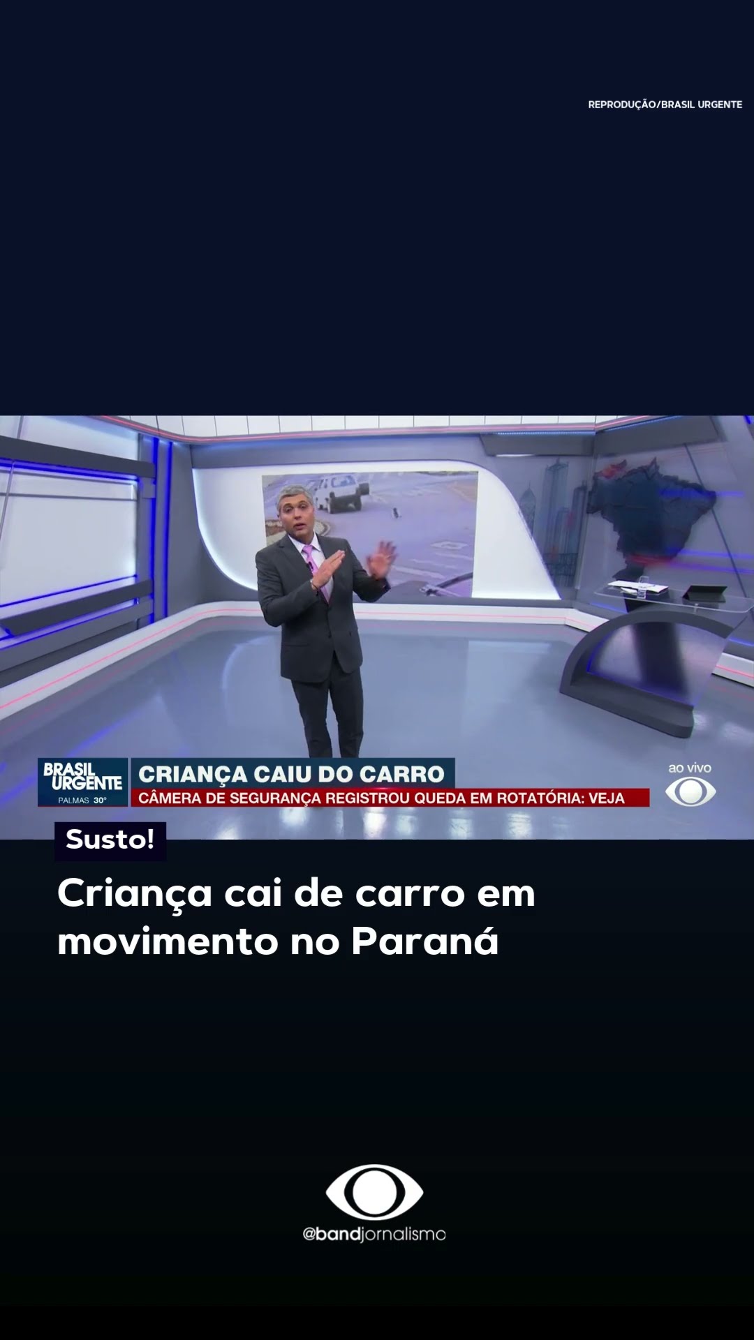 Criança cai de carro em movimento no Paraná