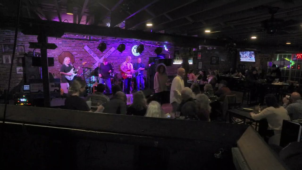 01 10 26 Set1 07 Nasty Habits Konrad's Kitchen and Tap