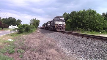 NS E49 C40-9W/ES40DC/SD70ACE Rolling with an K3LA Horn