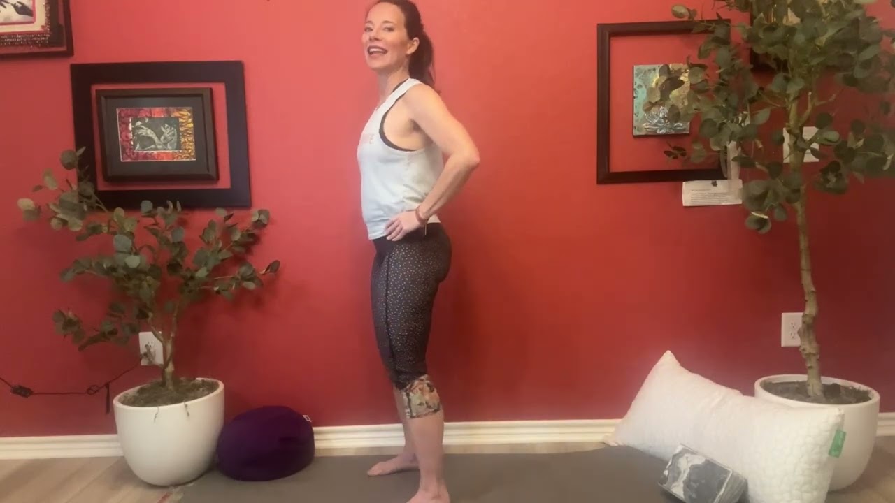 CPR short lesson 8: Mountain pose and Wonder Woman pose