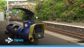 Rail workers 'standing up for themselves' on day two of strike action