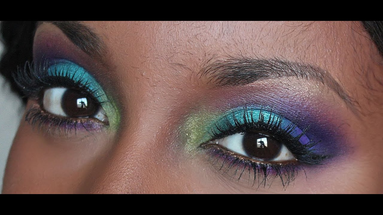 Tropical Paradise Eyes makeup artist