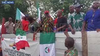 WATCH: Joe Ajaero Leads Other Labour Leaders To Picket DISCOs Offices In Abuja