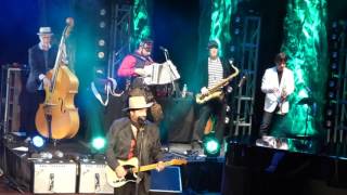 Video thumbnail of "The Mavericks, All Over Again (Ryman)"