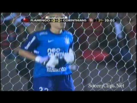 Há 10 anos, Flamengo de Adriano batia Corinthians de Ronaldo na  Libertadores; relembre e faça o