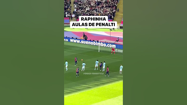 Raphinha confidently takes penalty kick ☠️🤯 #raphinha #goals #goal #barcelona #celtavigo #skills