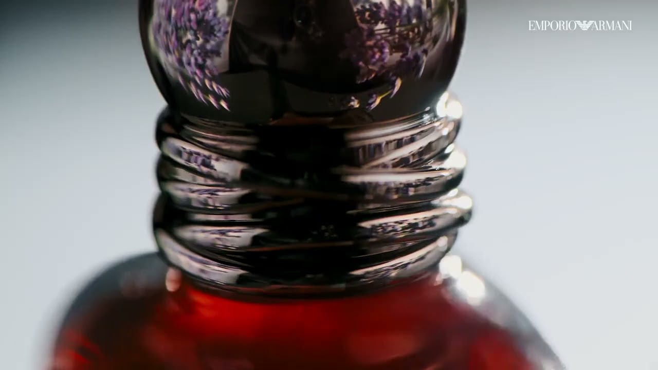 video Stronger With You Absolutely de Emporio Armani Parfum