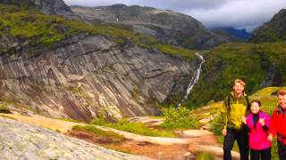 Celebrity Global Intern 2014 EF Kyoko Ito Profile