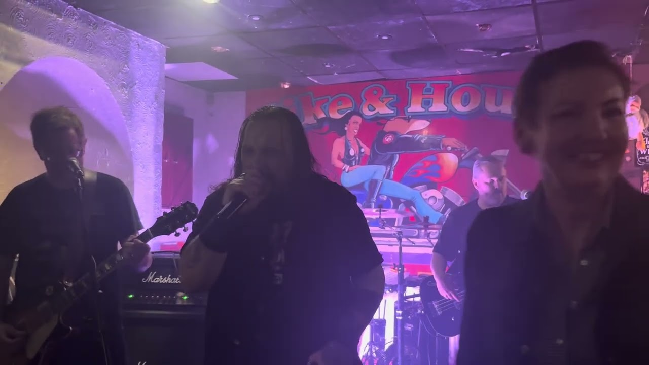 Shot In The Dark (Ozzy Osbourne Cover)/Paranoid (Black Sabbath Cover), Live, 31/01/2026