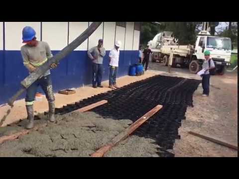 StrataWeb® being infilled with a concrete pump
