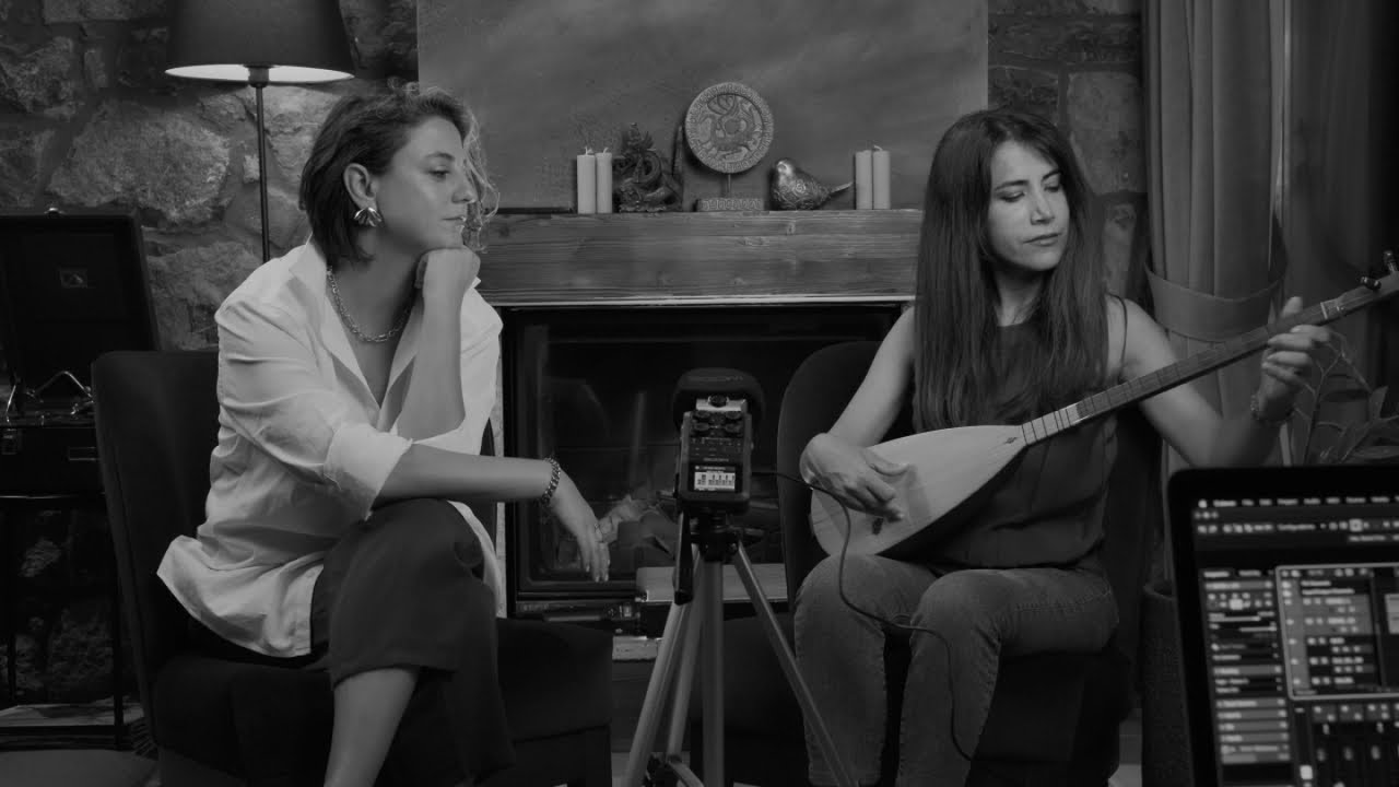 Dilek Türkan Ft. Ayfer Vardar - Bir Fırtına Tuttu Bizi