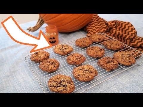 OATMEAL RAISIN COOKIES! EASY Recipe for Chewy Oatmeal Raisin Cookies... | FRENCHIES BAKERY