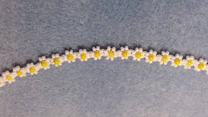 How to Make Seed Bead Daisy Flower Bracelets - MuffinChanel