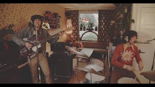 MOOON - Rainbow Flowers (Livingroom Session)