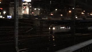 JR横須賀線普通久里浜行きE217系2133S+E217系と特急成田エクスプレス52号大船行きE259系2052M、上野東京ライン普通熱海行きE233系1633E+E231系が走行！