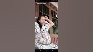 Bumil cantik pakai kain sarung