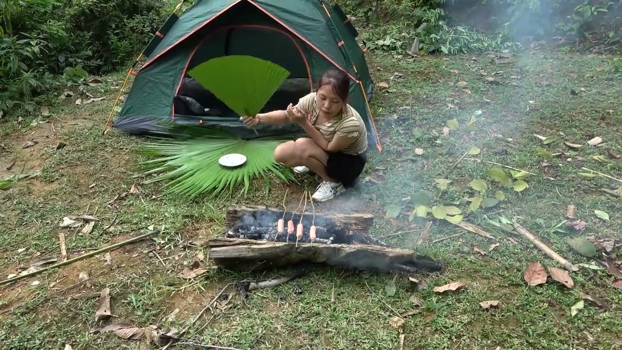 ⁣Free Footsteps - Outdoor adventure - Wild Camp Alone, Nature Sounds For Relaxation, Free Life / ASMR