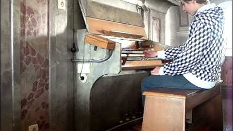 Live DJ Flo "Save Our Souls" played on church organ