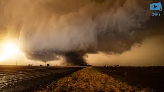 'Absolute Monster': Huge Tornado Touches Down in North Texas | Morton,TX
