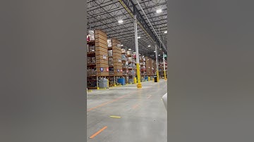 This is How Amazon Warehouse Looks Like 😍 #amazon #reels #canada