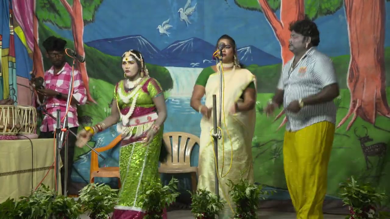 அடி அம்மாடி இள மனசு ஒன்னு இரக்க கட்டி பறக்குது நம்ம ஊர் கச்சேரி