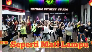 Dangdut ''Seperti Mati Lampu By Nassar (Cover by Fandi,Yogie , Gio  & Conrad Good Vibration )