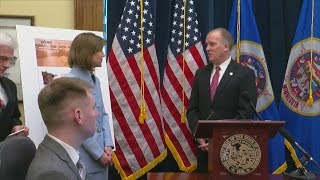 Minnesota, Wisconsin AGs Take On Opioid Abuse