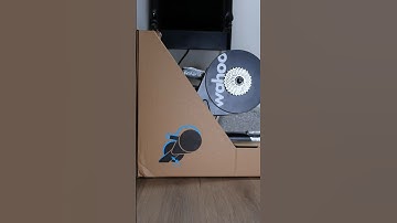 Unboxing the Wahoo KICKR MOVE