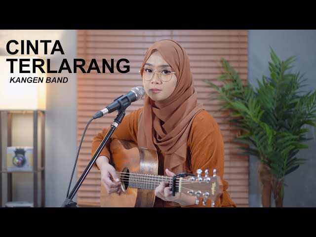 KANGEN BAND - CINTA TERLARANG ( AKUSTIK COVER BY REGITA ECHA ) class=