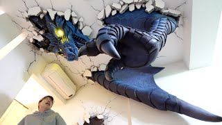 天井ブチ破ってドラゴンが部屋に来るドッキリ