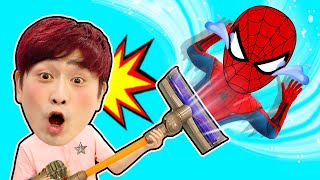 SuperHeroes Magic Vacuum Cleaner!! 마법의 청소기로 슈퍼히어로 변신놀이