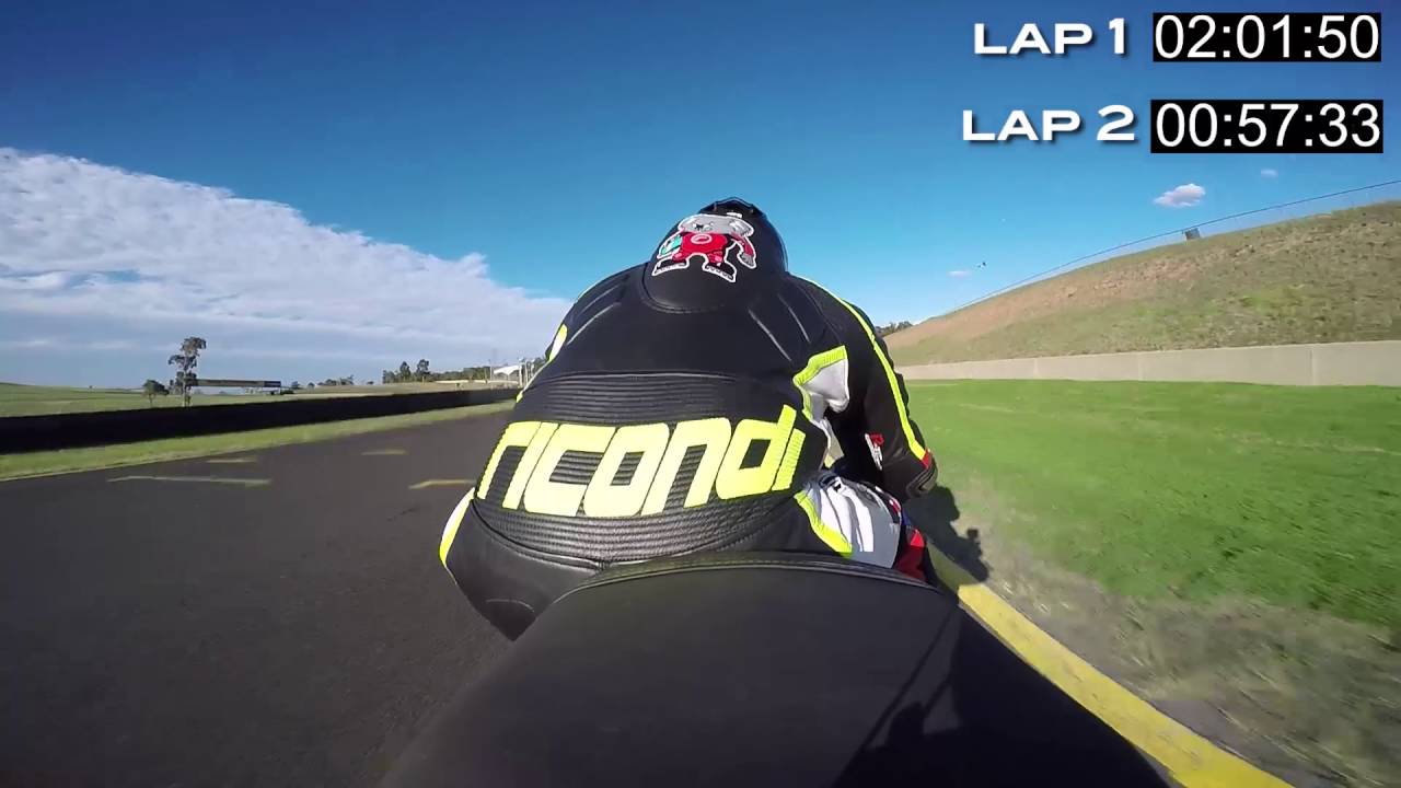 [Track day] 2 Laps of SMSP on a Daytona 675R (formerly Eastern Creek Raceway)