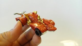 QUICKIE CAR REVIEW 2014 Hot Wheels KNIGHT DRAGGIN from Q case - Medieval Rides