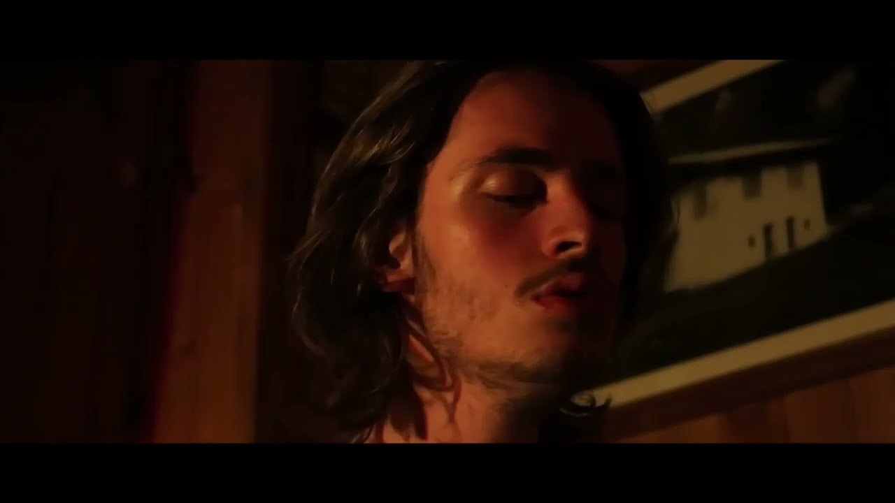 Iskander Moens - "Cold Eyes (Hipsteria Project Secret Show)"