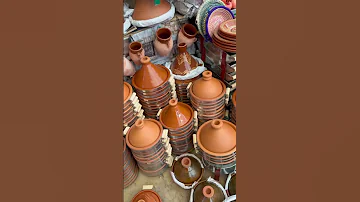 Un Monde Et Des Tajines à Perte De Vue 