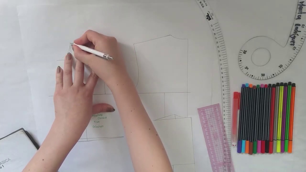 TRAZO DE CAMISA CLÁSICA