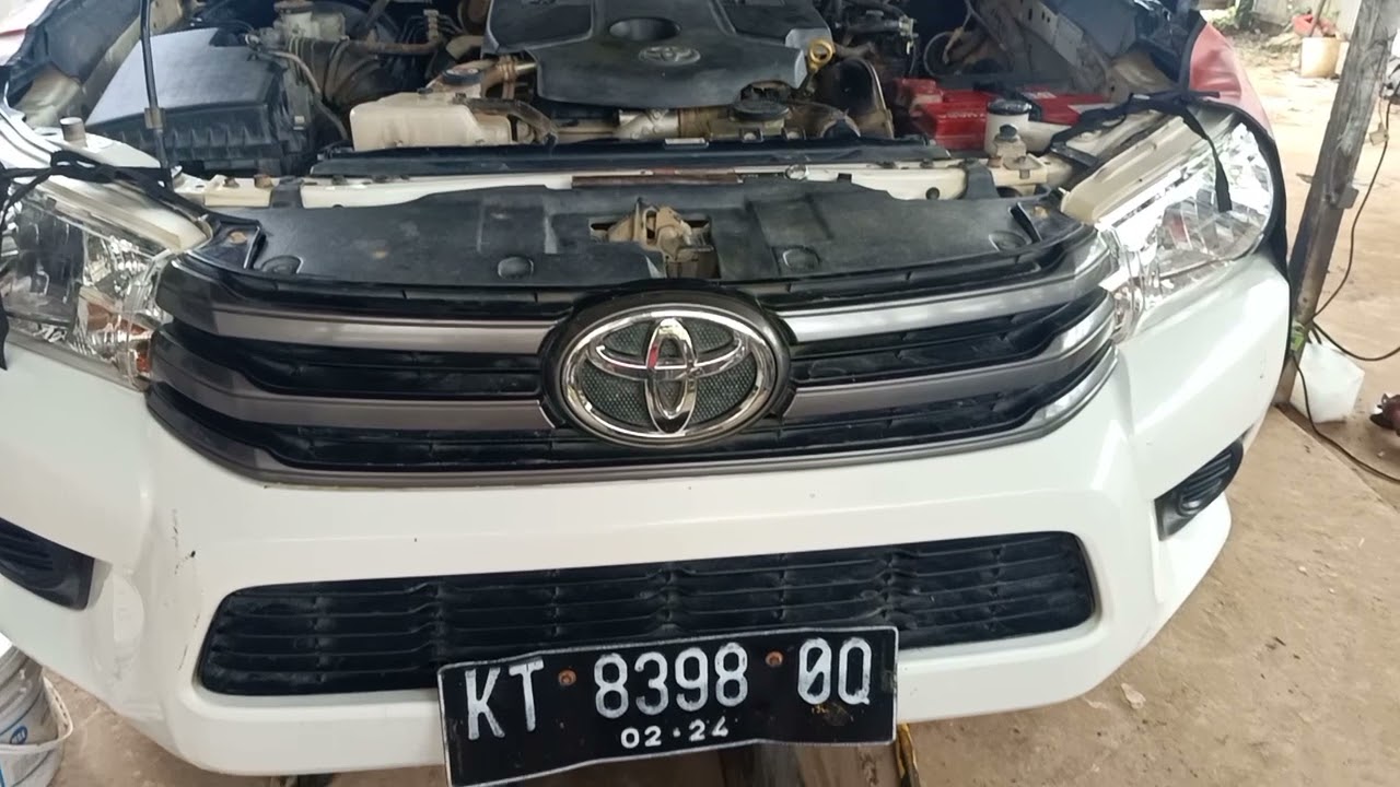 cara turunkan transmisi Toyota Hilux Revo, ganti kampas kopling