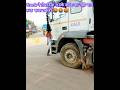 रोड पर खडे आदमी को टक्कर मार केtruck वाला भाग रहा रूक रूक ₹###