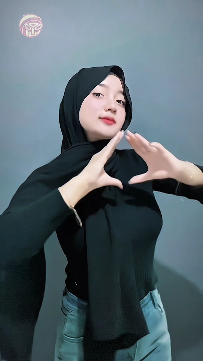 stucu joget asik #shorts #hijab #joget #cantik #shortvideo