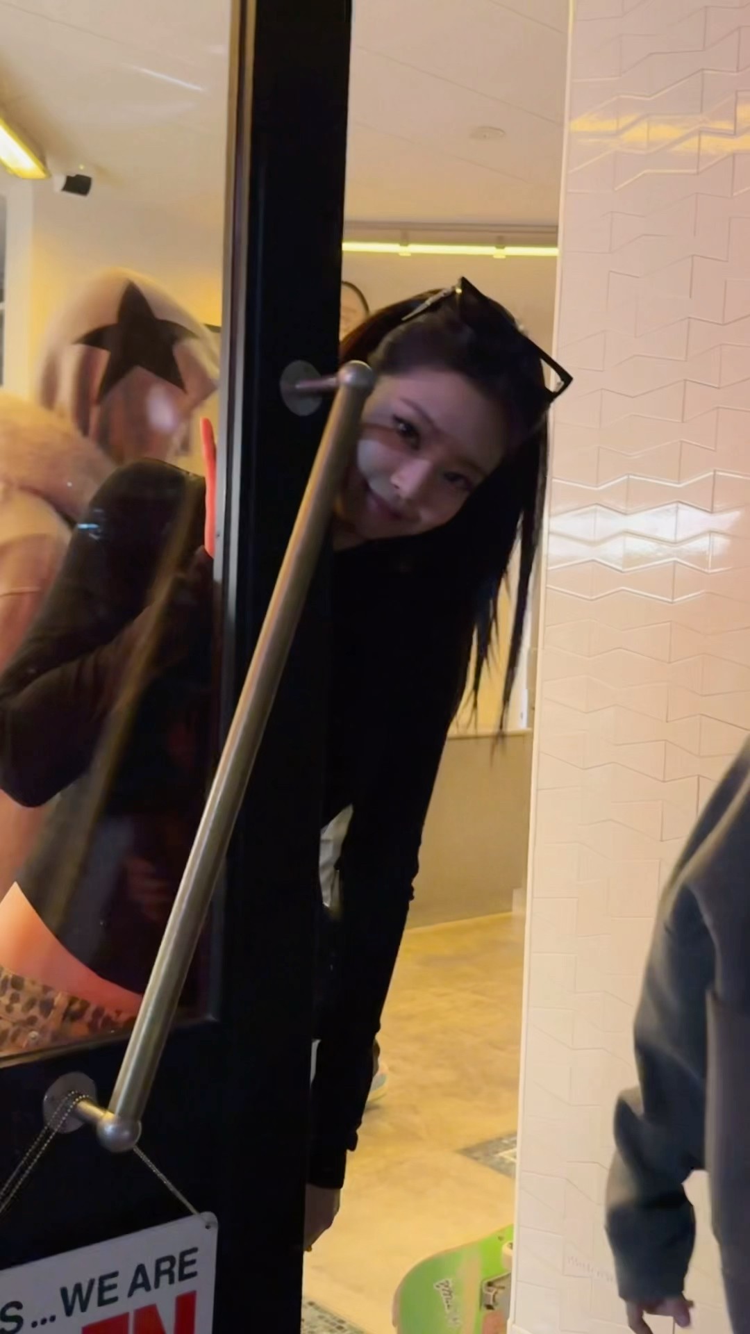 私はここにいるよ ??‍♀️