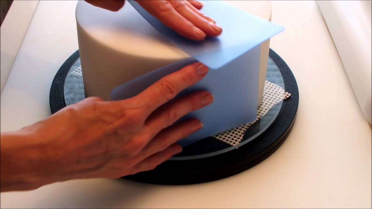 How to get sharp edges on a cake Flexi cake smoother tutorial YouTube